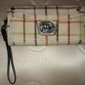 Coach wristlet wallet